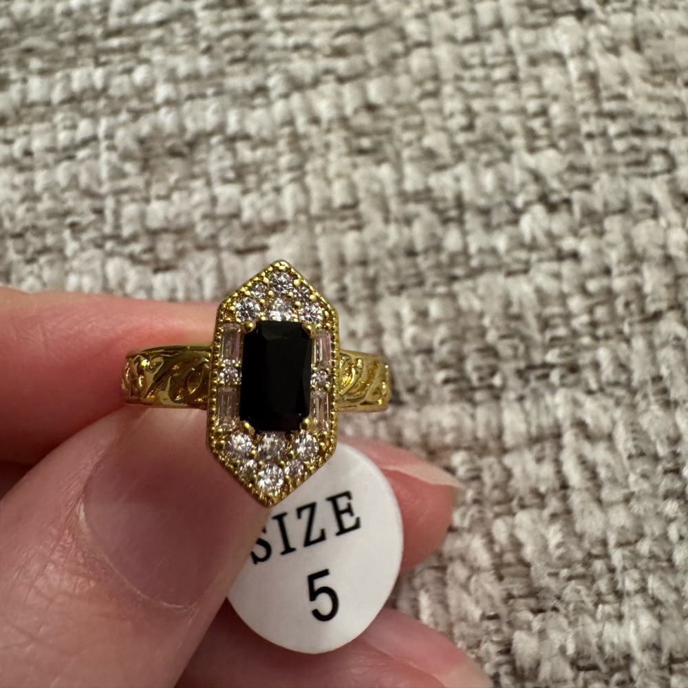 Oomiay Barcode Ring